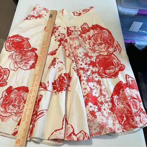 Stella McCartney Fiona Perennial Floral Silk Skirt Cream Red IT 44 US 10 Y - Picture 12 of 12